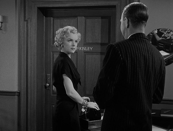MARILYN MONROE DANS AS YOUNG AS YOU FEEL